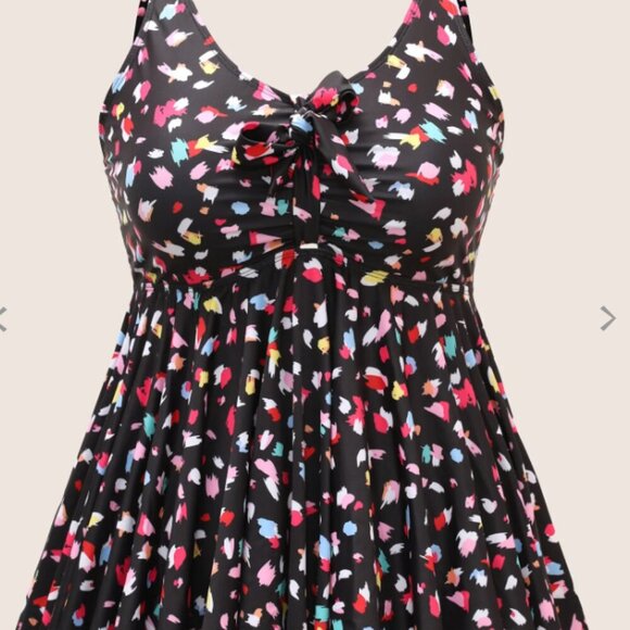 Allover Print V Neck Gathered Swim Top XL us size 14 - Picture 2 of 4